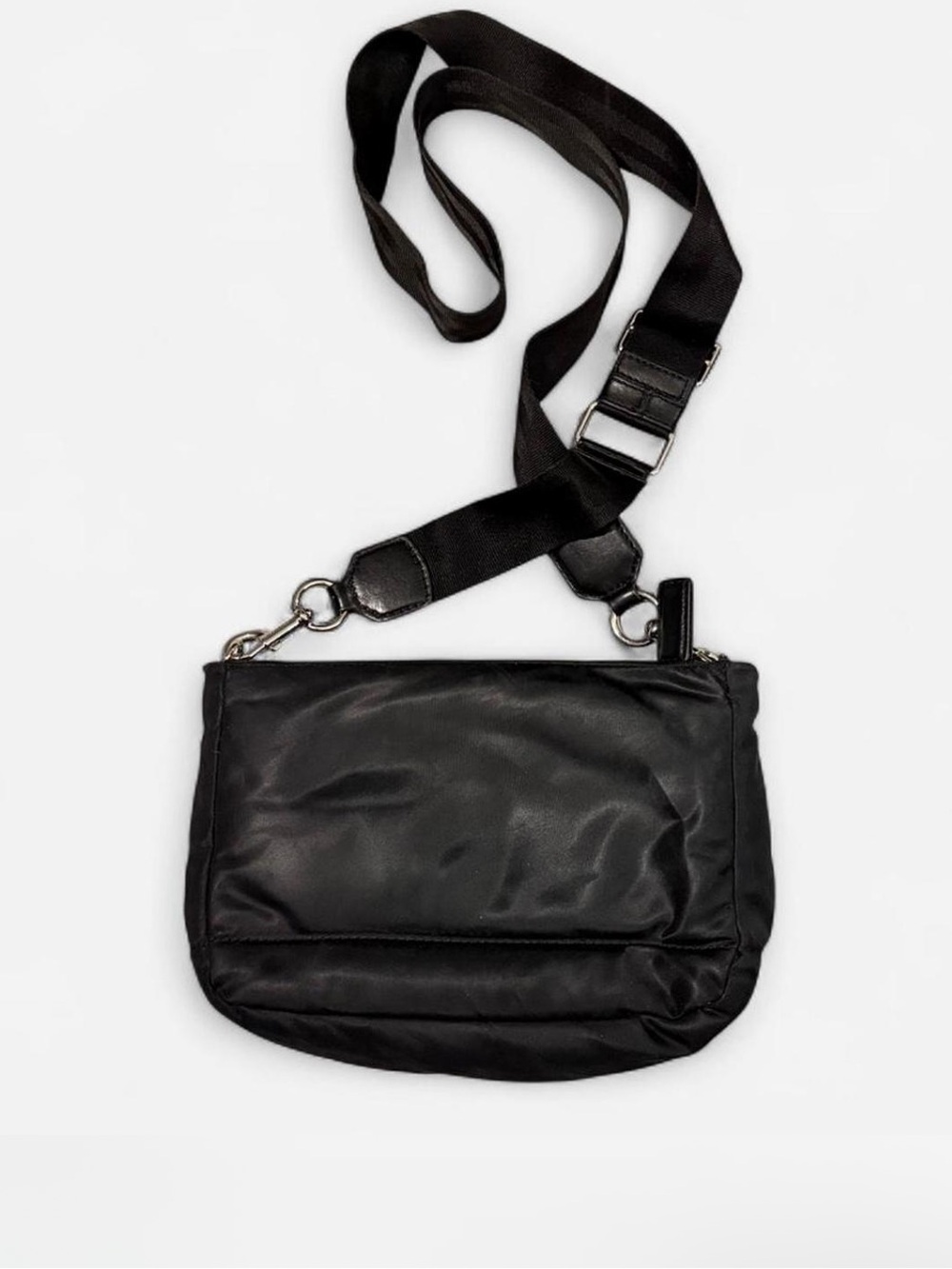 Marc Jacobs Black Quilted Nylon Crossbody Bag - Picture 2 of 6
